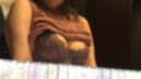 [Smartphone shooting] An office lady in her 20s who came twice just by playing with her nipples