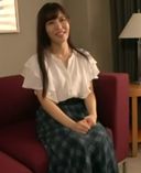 Super recommended! [Uncensored] My are beautiful and wet! Utae-chan, a cute job-hunting student 18 years old, "Are you going to do it right away?