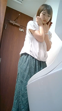 【Lever King 30】Hidden photo of cute college girls in shaved in toilet