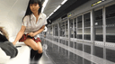 [COS] 韓国の変態女子地下鉄と電車の中で淫乱行為！