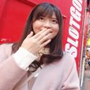 【素人・ハメ撮り】剛毛を持つ清楚美少女！潮でぐちょぐちょになったお〇んこに膣奥貫くデカチンピストンでイカせまくり♂