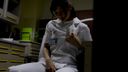Married woman nurse Asuka (25 years old) The nurse who saw masturbation visited the patient's hospital room and stopped her mouth instead ...