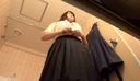 個人撮影：制服から私服に着替える巨乳美女を隠し撮り