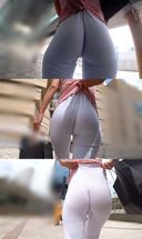 【Exploration of bites】Close up photo of an older sister walking with a well-developed buttocks!!