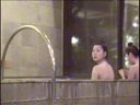 Girls who are soaking wet ~ Hidden Camera Beautiful Girl Bath 38