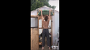 Topless pull-up exercise! Various women show off their backs and backs topless!