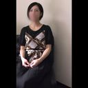 [De M / Nasty] 一名28歲的已婚婦女，有孩子。 當我丈夫工作時，另一個人的棍子被擰緊並馴服並陰道射出