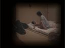 Hidden camera from beginning to end that I was allowed to do a business trip massage sister [mature woman] with money at a hot spring inn 05
