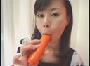 Extremely thick [sausage] A perverted woman who slurps both fish and dick by masturbating! Man juice squirting fish meat masturbation