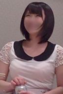 【個撮】色白で透明感のある爆乳女子♥ バック生ハメで爆乳爆揺れ！！