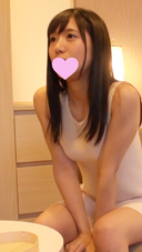 【テニサーのアイドル】ねるちゃん（20才）可愛い顔に大量ぶっかけフィニッシュ