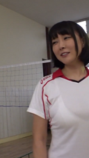 【Personal shooting】Bukkake gonzo in the gymnasium with busty young wife at the end of Mama's volleyball