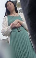 【個人撮影】スタイル抜群で綺麗なお姉さん♥ 硬いチンポに跨るとおまんこびっしょり♥