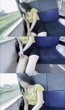 【Train】Yaba! Ridiculously cute!! And I found an erotic, so I touched my crotch and w