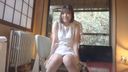 【業餘/個人射擊】 與SSS級兇猛的Shiko G乳房美女在溫泉旅館做愛！ 毫無疑問，她是一個美麗的女人！