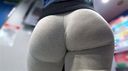 【Big Ass Exploration】Tight pants sister who can easily imagine a raw ass! Close-up shot of the swaying and flowing buttocks at close range