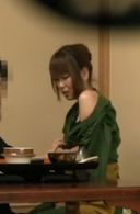 京都で有名な和風旅館の美人女将の淫らな姿をこっそり撮影