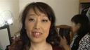 [Bussen] Uninspiring mature woman 49 years old ☆ → ♪ from the vibrator from makeup