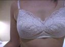 [Underwear fetish] Observe bras intently ☆ Pure white bra ♪ from front to back