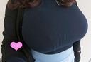 [N cup] Clothed huge breasts I tried ♪ to "grab" it firmly with a royal turtleneck with big standing out.