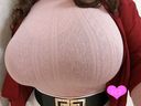 【N cup】Clothed Colossal breasts Can you convey the softness of "fluffy"? Mashumaro "Burun" shake ♪