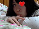 【Live Chat】A cute child with small breasts expands her anus