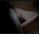 【個人拍攝】一個女人從微微打開的窗簾縫隙裡專心致志地自慰太色情ww