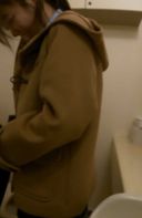 【인생의 끝】사이타마 ●편의점의 화장실에서 POV를 촬영한 교학생 부부 퇴학