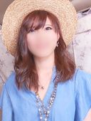 【個撮】綺麗系でモデル体型の34歳人妻さんとホテルで不倫。 他人の巨根をしゃぶると、おまんこを愛液まみれにさせてクンニをおねだり♥