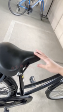 It's an amateur selfie! I masturbated naked in the daytime bicycle parking in uniform, I straddled the saddle of a strange man's bicycle that was placed and pressed my against it and masturbated and the saddle got wet.