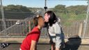 [Perverted fetish play] I gave a nose on the pedestrian bridge and made my face covered in saliva.