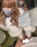 [Individual shooting] Go straight to the public toilet as soon as you meet Refreshing removal [Amateur] High-quality version present with review