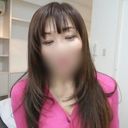 《熟女・ハメ撮り》ロングヘアにバッチリメイクの美熟女（44）美しい腹筋が映える激しい腰使いの騎乗位でイキ狂い！