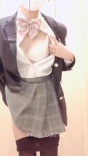 [This is a selfie for 3rd year ♡ students at a private school! ] I wore stockings on my uniform, fixed my toys, walked to the bathroom while panchilaring the shopping mall, and masturbated in a private room ...