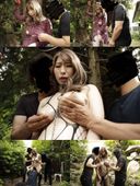 【Outdoor exposure】Natural greenery shines on white skin ... A busty woman who was obedient to men! !!