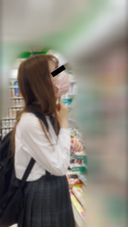 [Amateur / Thief ●] Leaked fornication video of a shaved girl (18) who attends a famous preparatory school in Tokyo. ※ Prepared to delete