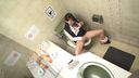 【盗〇映像】美人OLがトイレでオナニー。カメラに気づかずビクビク絶頂。