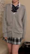 千葉の公立学校に通う18歳。本物の制服を着たままやらせてもらいました。