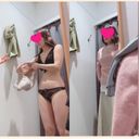 【試着室／覗き】小型カメラでふわふわセーターが似合う清楚系美人の着替えを隠し撮り（mp4）