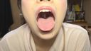 Older sister who vigorously puts out her tongue and licks her nipples (completely original)