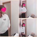 The camera was caught. Secretly filming an office lady's changing clothes in the women's changing room of a personal gym (mp4)
