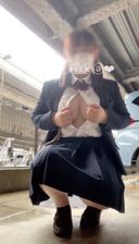 Selfie [J (K) 3rd year G cup Erika] I masturbated without wearing a bra, wearing a uniform, and sticking out my in the parking lot!
