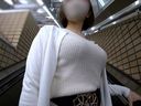 [Breast bulge that cannot be hidden] ☆ Clothed erotic sister walking in an emphasis rib knit!