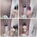 【Hidden Camera / Dressing Room】I was able to take a picture of my friend's sister taking a bath (mp4)