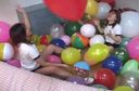 【Fetish】Two bloomer girls playing with balloons! !!　
