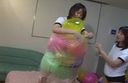 【フェチ】風船と戯れるブルマ女子2人！！　2