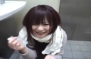 【Personal shooting】Gonzo video of a fashionable beauty serving in the toilet for the disabled