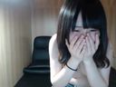 A 20-year-old busty college student with idol-like beauty earns pocket money through live chat! [Part 1]