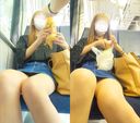 Shooting barre!　"Don't come close again" is the flip side of affection? Panties on the train...