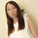 【中出し】欲求不満の不貞熟女（46）◆膣奥の子宮口に届くまでズボッと挿入！巨根チ○ポでイキ狂う人妻に大量中出し！